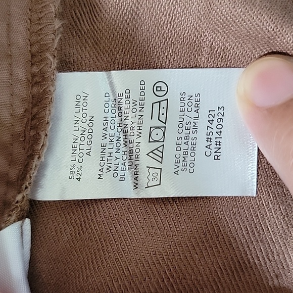 Women's LOFT  Cropped Pants, Brown, Size 12P, EUC - Picture 8 of 8